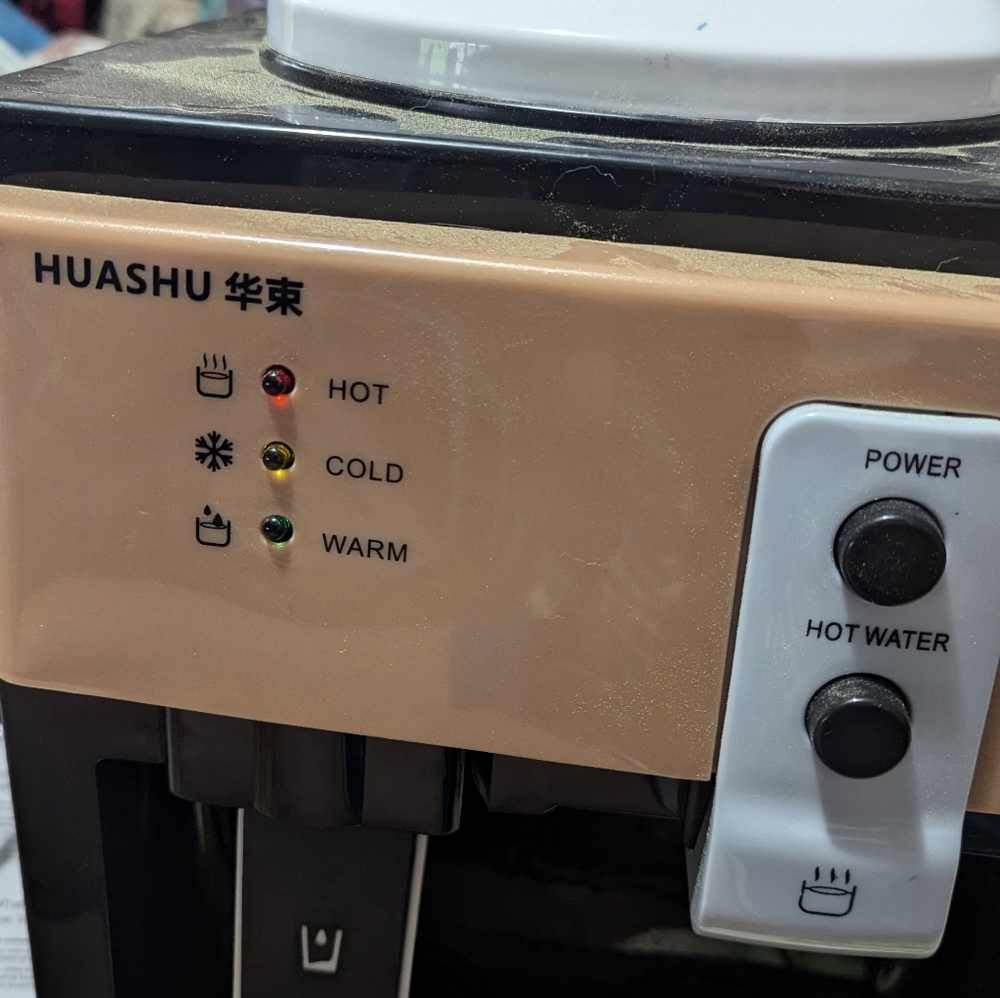 Hot and Cold countertop Water Dispenser